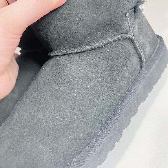 UGG Australia Bailey Button Triplet Tall Black Shearling Winter Boots Size 9 - Picture 9 of 10